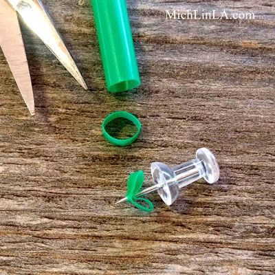 Straw Jewelry, Straw Art, Jewelry Recycled, Bead Making, Drinking Straw, Fashion School, Trash To Treasure, Upcycled Jewelry, Itty Bitty