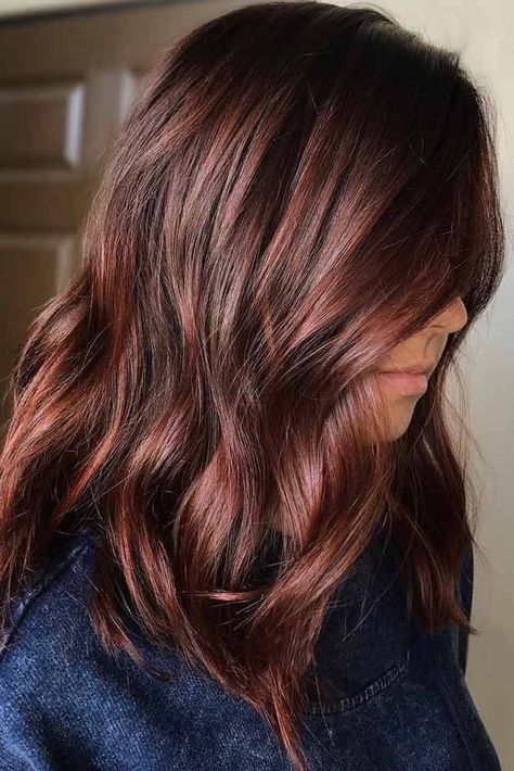 Dark Auburn Hair Color, Cinnamon Hair Colors, Brown Hair Color Shades, Dark Auburn Hair, Auburn Balayage, Cinnamon Hair, Chocolate Brown Hair, Balayage Blonde, Hair Color Auburn