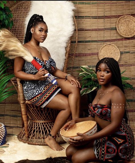 #cameroon #african cameroonians>>> Toghu Cameroon, African Photoshoot Ideas, Cameroon Women, Cameroon Culture, African Aesthetic, African Princess, African Outfits, African Traditions, Central Africa