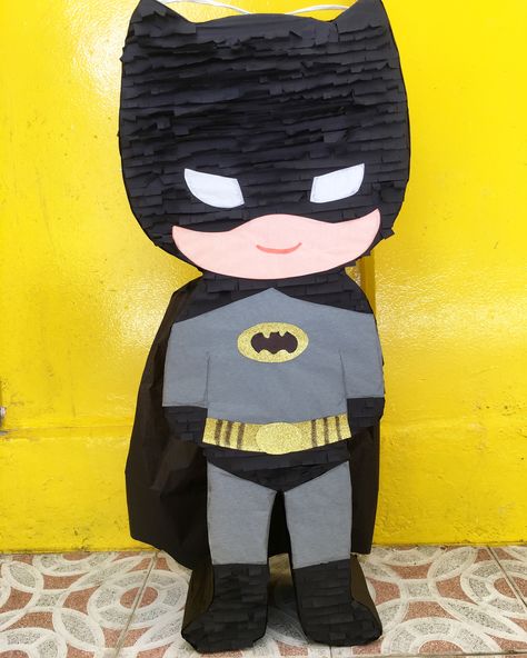 Batman yipi hey piñatas Batman Pinata, Batman Themed Birthday Party, Birthday Pinata, Batman Theme, Baby Batman, Piñata Ideas, Batman Birthday Party, Batman Costume, Diy Pinata