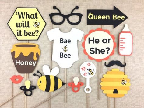 What Will It Bee Gender Reveal Props / He or She? / Bee Themed Gender Reveal / Bee Photo Booth Props #babyshower #baby #shower #photo #booth Bee Themed Gender Reveal, Baby Shower Photo Booth Props, Honey Bee Theme, Diy Photo Booth Props, Honey Bee Baby Shower, Bee Gender Reveal, Party Fotos, Baby Shower Photo Booth, Bee Baby Shower Theme