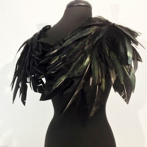 raven's feather epaulettes Feathers Clothes, Feather Clothes Design, Crow Inspired Dress, Crow Wings Costume, Crow Clothes, Black Feathered Dress, Crow Fairy, Crow Themed Outfit, Diy Crow Costume Women