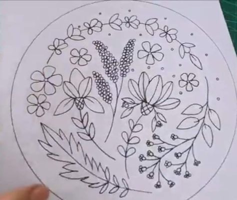 Embroidery Template, Hand Embroidery Patterns Flowers, Hand Embroidery Videos, Diy Embroidery Patterns, Basic Embroidery Stitches, Embroidery Book, Embroidery Videos, Embroidery Works, Embroidery Patterns Vintage