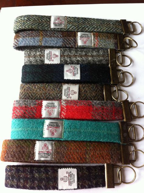 Sewed Gifts For Men, Tartan Crafts, Tweed Bag, Sewing To Sell, Handbag Charms, Tweed Fabric, Harris Tweed, Purse Charms, Key Fobs