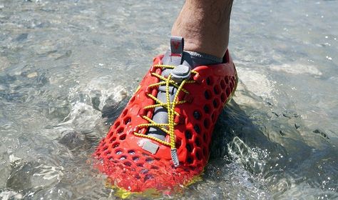 Shoes For Hawaii, Mens Water Shoes, Kayak Ideas, Best Water Shoes, Photo Concept, Best Hiking Shoes, Packing Ideas, Water Shoes For Men, Camping Guide