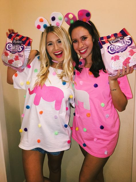 Animal Cracker Costume Diy, Animal Cookie Halloween Costume, Preschool Costume Ideas, Halloween Costume For Teachers Preschool, Circus Cookie Costume, Frosted Animal Cracker Costume, Candy Dress Up Ideas, Animal Cracker Halloween Costume, Easy Work Friendly Halloween Costumes