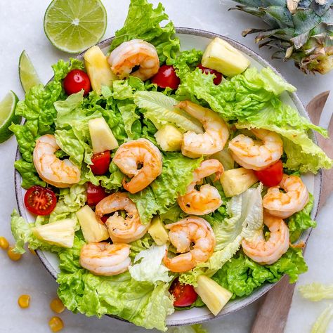 Salad With Shrimp, Pineapple Shrimp, Garlicky Shrimp, Quick Seafood Recipes, Lunch Salad, Delicious Seafood Recipes, Beautiful Salad, Red Onion Salad, Fresh Pineapple