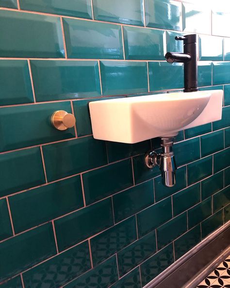 Our Victorian Home on Instagram: “Good morning🌲 here’s a nice clash of colours for ya! Green tiles with pink grout and mixing silver with gold because I can✨the little loo…” Emerald Green Downstairs Toilet, Teal And Pink Bathroom, Green Tile Downstairs Toilet, Green Tile Pink Grout, Green Tiles Pink Grout, Pink Grout, Coloured Toilet, Mint Subway Tiles Bathroom Topps Tiles, Metro Tiles Kitchen