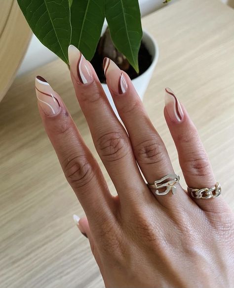 18 Almond-Shaped Nail Designs Brown And White Almond Nails, Nude Nail Designs Almond Shape, Nail Designs For Almond Nails, Nude Almond Nails With Design, Almond Shape Nails Designs, Cute Almond Shaped Nails, Almond Nails Elegant, Almond Shaped Nails Designs, Shaped Nails