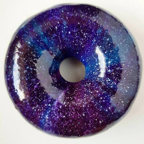 I'm a self taught cook and baker. My latest accomplishment is the galaxy donut. Galaxy Food, Galaxy Desserts, Galaxy Cupcakes, Pikmi Pops, Galaxy Party, Galaxy Cake, Dragon Cake, Cake Wrecks, Magic Cake