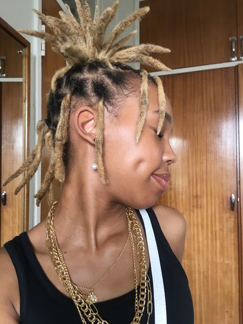 Blonde Starter Locs, Thick Dreadlocks, Faux Locs Goddess, Short Dreadlocks, Pretty Locs, Flips Hair, Loc Goddess, Dreadlocks Styles, Short Dreadlocks Styles