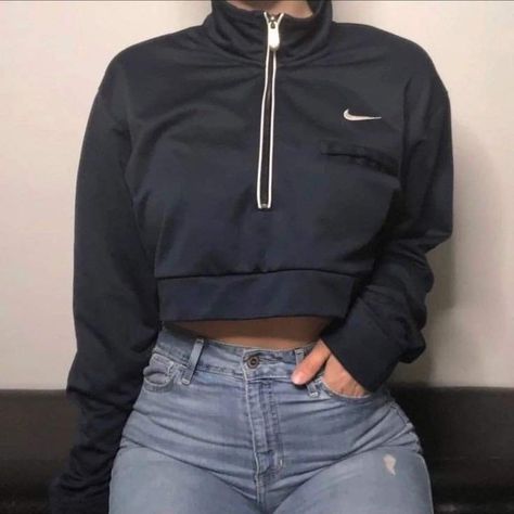 Outfit Inspo School, Cropped Nike, Cute Lazy Outfits, Teenager Outfits, Sporty Outfits, Nike Hoodie, Dope Outfits, Teenage Fashion Outfits, Nike Outfits