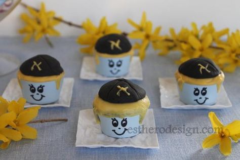 Upsherin Ideas, Kosher Recipes Jewish, Bar Mitzvah Ideas Boys, Cupcakes Yellow, Cupcake Crafts, Bar Mitzva, Black Fondant, Hosting Tips, Birth Certificate Template