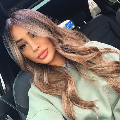 Gorgeous Hair Color, Brunette Balayage Hair, Brown Blonde Hair, Lace Hair, Hair Inspiration Color, Hair Inspo Color, June 19, Light Hair, Light Brown Hair