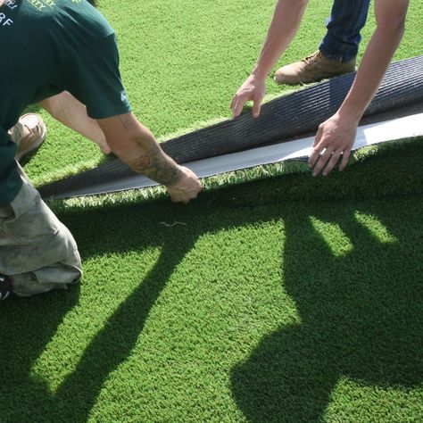 Learn how to install artificial grass in the SF Bay Area. Best Artificial Grass, Installing Artificial Turf, Grass Installation, Fake Turf, Turf Installation, Artificial Grass Installation, Fake Grass, Synthetic Turf, Diy Backyard Landscaping