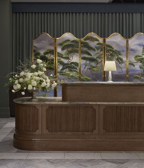 Lobby Desks, Nature Hotel, Front Desk Design, Martin Brudnizki, Hotel Reception Desk, Hotel Lobby Design, Reception Desk Design, Hotel Reception, Counter Design