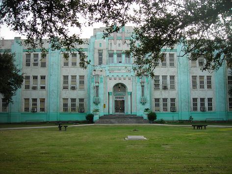 Art Deco High School Exterior, Art Deco School Building, High School Exterior, Windenburg House, Guitar Outfit, Art Deco Exterior, Gutter Punk, Cook Art, New Classical Architecture