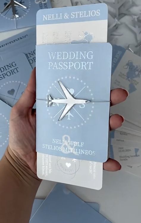 Passport Invitations, Passport Wedding Invitations, Unique Wedding Cards, Dream Wedding Decorations, Creative Wedding Invitations, Wedding Invitation Card Design, בר מצווה, Future Wedding Plans, Cute Wedding Ideas