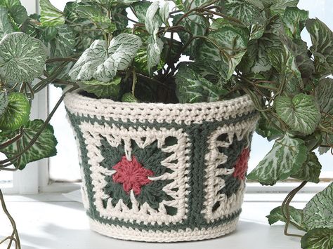 Crochet Plant Hanger, Crochet Bowl, Crochet Flowers Easy, Plant Pot Covers, Crochet Cozy, Handmade Plant, Pot Cover, Plant Covers, Crochet Plant