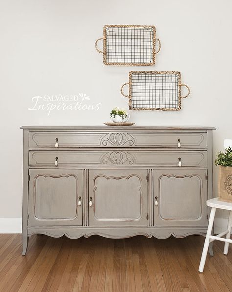 No Mess Wet Distress Painted Furniture - Salvaged Inspirations Distressed Furniture Colors, Chalk Paint Colors Furniture, Chalk Paint Furniture Dresser, French Hutch, Gray Painted Furniture, Furniture Transformation, French Painted Furniture, French Linens, Distressed Furniture Painting