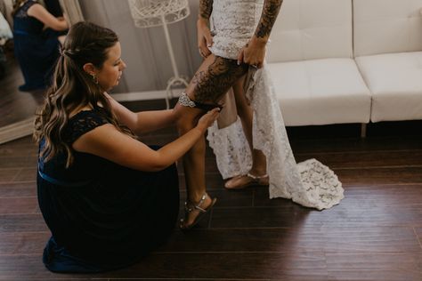 Bridesmaid helping bride put on her Garter on her wedding day Bridal Getting Ready, Garter Wedding, Getting Ready Photos, Wedding Photography Bride, Coast Wedding, Central Coast, Style Wedding, Wedding Vendors, Getting Ready