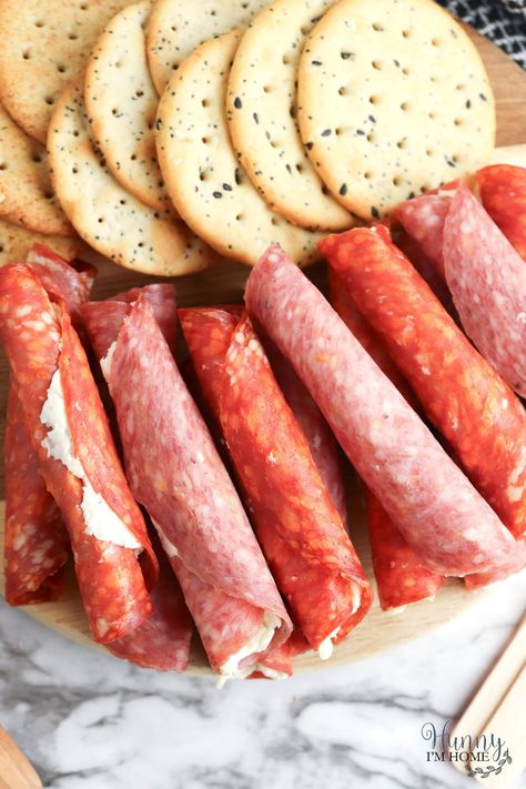 If you're searching for the best party appetizers, you can't go wrong with salami roll ups! Made with just three ingredients, these meat and cream cheese snacks are perfect for the Super Bowl or game day. They're no bake finger foods for feeding a crowd at any get-together. Salami Roll Ups, Appetizer With Cream Cheese, Quick Party Snacks, Salami Rolls, Cream Cheese Snacks, Cold Appetizer, Summer Appetizers, Baked Appetizers, Cream Cheese Roll Up