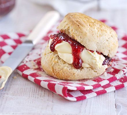 Easy fluffy scones! These are the business - light but with a nice crusty outside Fluffy Scones, British Scones, How To Make Scones, Full Fat Yogurt, Bbc Good Food, Cream Tea, Clotted Cream, Bbc Good Food Recipes, Scone Recipe