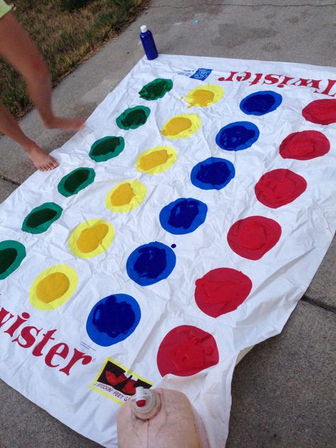 Messy Twister, Paint Twister, Fun Sleepover Ideas, Fun Summer Activities, Friend Activities, Photos Of People, Summer Scrapbook, Sleepover Things To Do, Summer Fun List