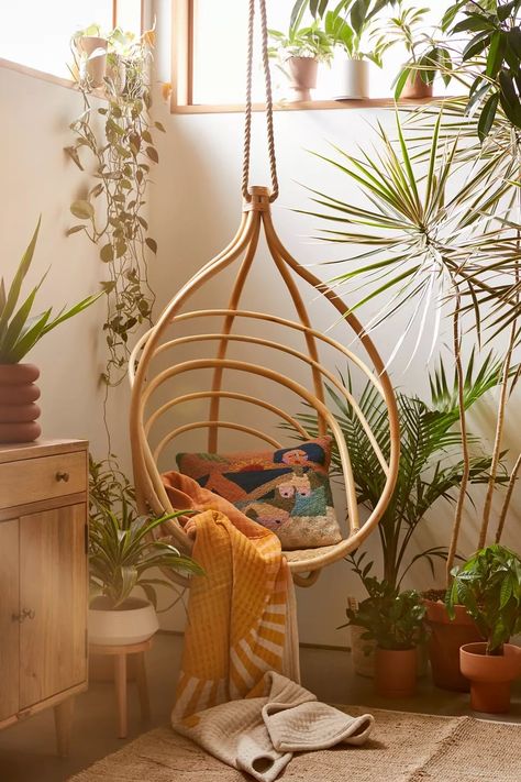 Manila Rope, Chambre Inspo, Urban Outfitters Home, Indoor Hammock, Indoor Swing, Hanging Egg Chair, Basket Woven, Design Del Prodotto, Hardware Store