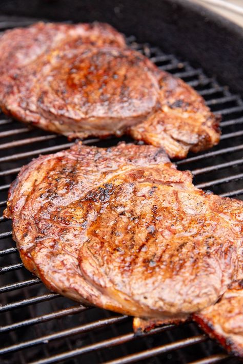 BBQ Ribeye Steaks with amazing flavor and perfect texture. This simple grilled ribeye steak recipe results in perfect steaks every time. Rib Eye Steak Recipes Grilled, Ribeye Recipes, Grilled Ribeye Steak Recipes, Paleo Entrees, Keto Entrees, Boneless Ribeye Steak, Rib Eye Recipes, Steak With Blue Cheese, Grilled Steaks