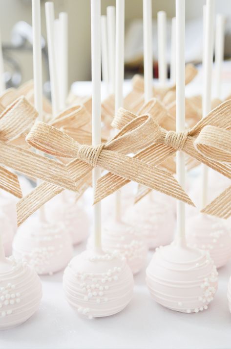 Baptism Cake Pops, Gender Reveal Cake Pops, White Cake Pops, Yellow Wedding Cake, Pink Cake Pops, Cake Pop Displays, Cake Pop Designs, Ribbon Cake, Boho Cake