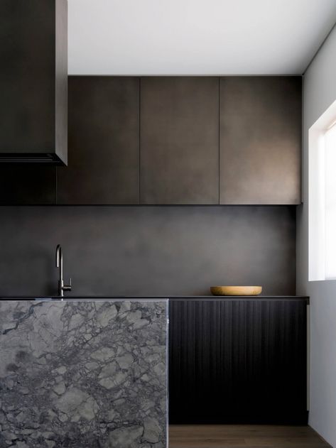 Australian Interior Design, Aged Copper, Interior Design Awards, Kitchen Splashback, Contemporary Kitchen Design, Kitchen Layout, Kitchen Style, Contemporary Kitchen, Interior Design Trends