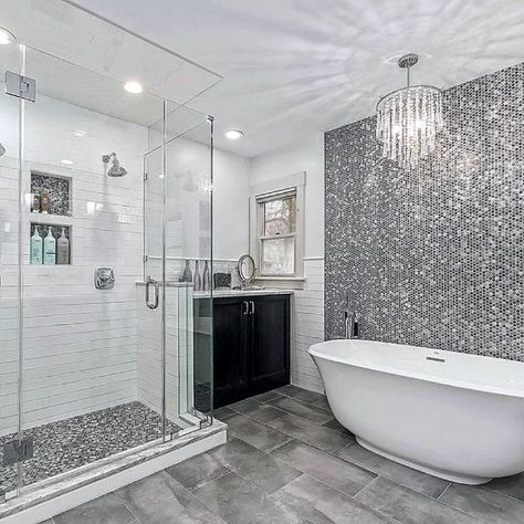 Top 60 Best Grey Bathroom Ideas - Interior Design Inspiration Glass Tile Bathroom Wall, Black Bathroom Floor, Glass Tile Bathroom, Grey Bathrooms Designs, Gray And White Bathroom, Grey Bathroom Tiles, Best Bathtubs, Bathtub Tile, Silver Bathroom