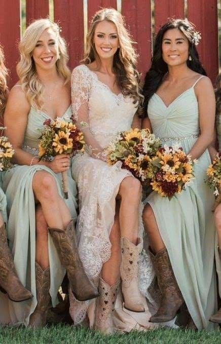 Western Wedding Bridesmaids, Country Wedding Dresses Bridesmaid, Country Wedding Bridesmaids, Country Wedding Pictures, Rustic Bridesmaid Dresses, Country Style Wedding Dresses, Country Bridesmaid, Barn Wedding Dress, Boots Wedding