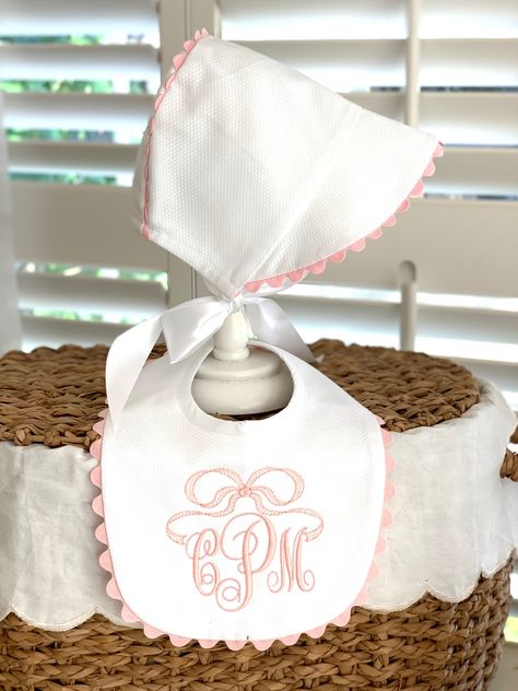 Baby Monogram Ideas, Monogrammed Bath Towels, Monogram Bow, Monogram Baby Girl, Machine Applique Designs, Monogram Ideas, Boy Name, Birthday Banners