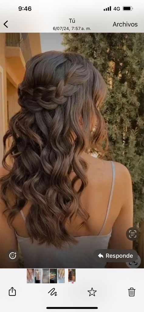 Hair Down Hairstyles Curls, Curled Prom Hair, Bridesmaid Hair Inspo, Formal Hairstyles For Long Hair, Simple Prom Hair, Messy Buns, Quince Hairstyles, Dance Hairstyles, Long Hair Wedding Styles