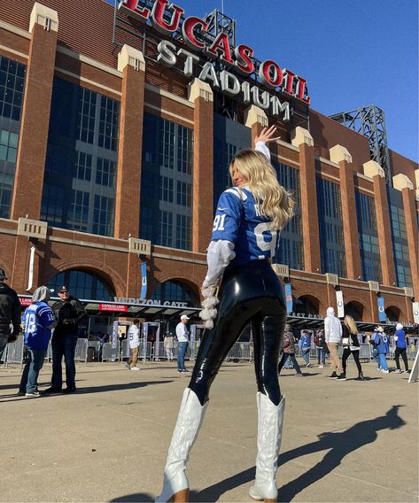 Patent Leather Leggings Outfit, Football Season Outfits, Faux Patent Leather Leggings, Super Bowl Outfit, College Gameday Outfits, Patent Leather Leggings, Leather Leggings Outfit, Football Game Outfit, Nfl Outfits