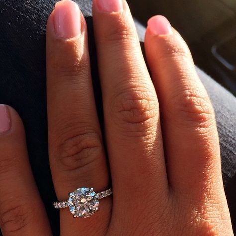 " I hope you never think about anything as much as I think about you. " Cut Rings, Fine Engagement Rings, Pave Diamond Engagement Rings, Round Solitaire Engagement Ring, Antique Engagement Ring, Wedding Rings Halo, Vintage Princess, Round Engagement Rings, Wedding Rings Solitaire