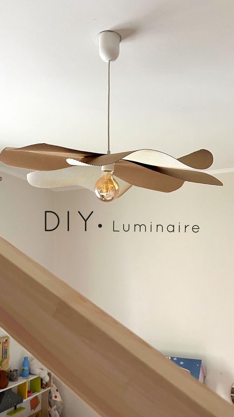 Eléonore Magni | Déco & DIY 👑 📍Lyon (@montoutmontoit) • Photos et vidéos Instagram Diy Lustre, Diy Suspension, Diy Luminaire, Deco Luminaire, Luminaire Design, Lyon, Diy And Crafts, Home Decor, Instagram