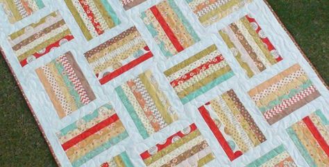 Make a Pretty Quilt from Skinny Strips - Quilting Digest Loaded Sandwich, Strip Quilt Patterns, Tree Quilt Pattern, 9 Patch Quilt, Honey Bun, Jelly Roll Quilt Patterns, Toddler Quilt, Log Cabin Quilts, Pretty Quilt