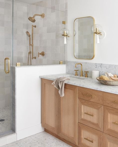 Far Studio (@far_studio_) • Instagram photos and videos Mirror And Sconces, Vintage Faucet, Girly Bathroom, Small Bathroom With Shower, Double Bath, Master Bathrooms, Oak Bathroom, Primary Bath, Bronze Bathroom