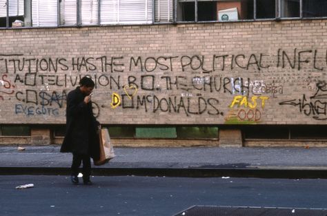 Downtown 81, Basquiat Artist, Jean Basquiat, Jm Basquiat, Jean Michel Basquiat Art, New York Street Art, Basquiat Paintings, Basquiat Art, Michel Basquiat