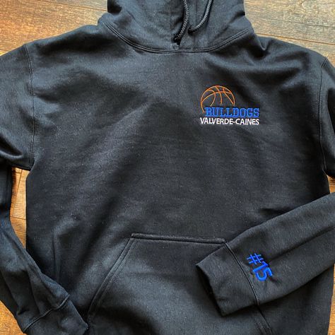 Look no further for the perfect gift for the basketball player in your life! Our personalized basketball sweatshirt is a must-have for any fan of the game. Made from high quality materials, this sweatshirt is sure to keep you warm and comfortable all season long. Makes a great gift idea for any team, mom, or player. Sweatshirt comes with basketball design and player and team name embroidered on the left chest and player number on the left cuff.  Unisex Sizing Hooded Sweatshirt 50% Cotton and 50% Basketball Hoodie Ideas, Basketball Team Sweatshirts, Volleyball Clothing, Custom Basketball Hoodie, Basketball Apparel, Basketball Crew Neck T-shirt With Letter Print, Basketball Sweatshirts Hoodie Design, Basketball Hoodies, Basketball Hoodie