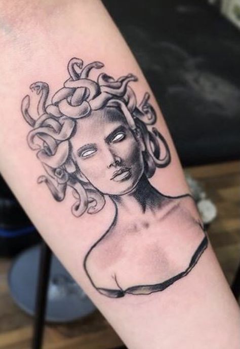 Unique Half Sleeve Tattoos, Backpiece Tattoo, See Tattoo, Quarter Sleeve Tattoos, Medusa Tattoo Design, Saved Tattoo, Statue Tattoo, Medusa Tattoo, Greek Tattoos