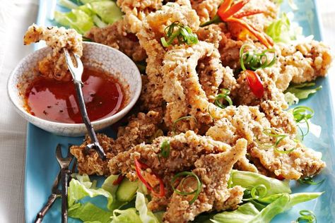 Salt & pepper chicken with thai dipping sauce Gizzards In Air Fryer, Chicken Gizzards In Air Fryer, Salt Pepper Chicken, Thai Dipping Sauce, Black Pepper Chicken, Recipes With Chicken And Peppers, Chicken Gizzards, Salt And Pepper Chicken, Chicken Breast Fillet