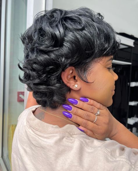 Pin Curled Bob Black Women, Short Rod Set Hairstyles, Black Pinup Hairstyles, Natural Bobs For Black Women, Skunk Stripe Pixie Cut, Pixie Cuts For Black Women, Pixie Cut Hairstyles, Finger Waves Short Hair, Black Hair Short Cuts