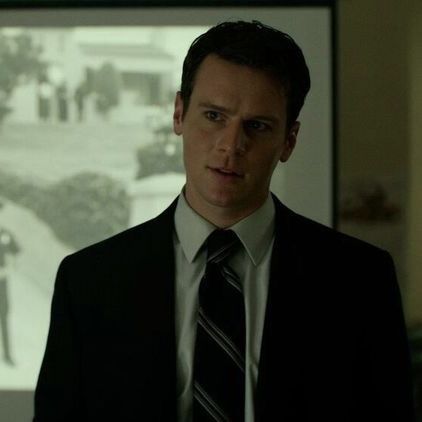 Jonathan Groff Mindhunter, Holden Ford Mindhunter, Mind Hunter, Holden Ford, Infj Characters, Addams Family Musical, Female Joker, Jonathan Groff, Kare Kare