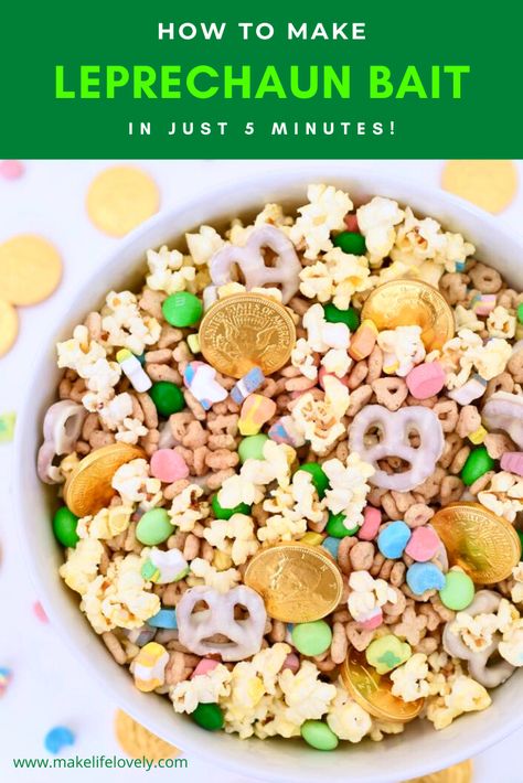 Chocolate Chex Mix Recipes, Leprechaun Bait, White Chocolate Chex Mix, Lucky Charms Treats, Rice Crispy Treats Recipe, Chocolate Chex, White Chocolate Pretzels, Rainbow Desserts, Chocolate Cereal