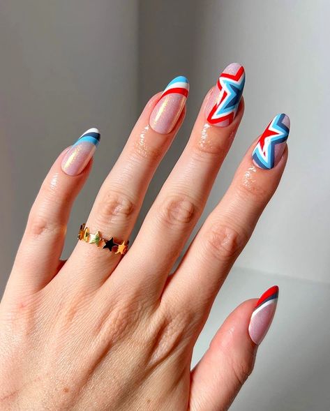 30+ Gorgeous 4th of July Nail Ideas to Recreate This Year - Veesly Blog Firework Nail Art, 4th Of July Nail, Patriotic Nails Design, Firework Nails, Patriotic Nails, Fourth Of July Nails, May Nails, Nail Pops, 4th Of July Nails