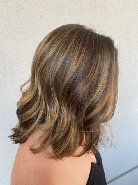 Butterscotch Hair, Hair Stages, Brown Hair Inspiration, Beige Hair, Hair Color Caramel, Brunette Hair With Highlights, Short Hair Balayage, Short Hair Color, Sarah Michelle Gellar